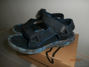 Sandále 33 / 19,5 - 21 cm a žabky 26 - 27 / 17,5 cm - 3