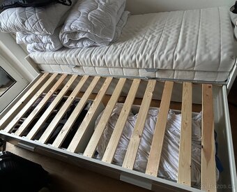 IKEA rozkládací postel BRIMNES (bez matrací) - 3
