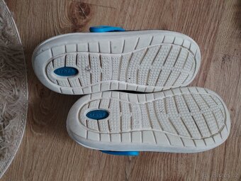Pantofle Crocs 38. - 3