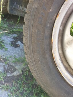 Kolo Ford R15 - 3
