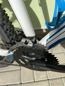 Dívčí horské kolo CUBE velikost 17, kola 26” - 3