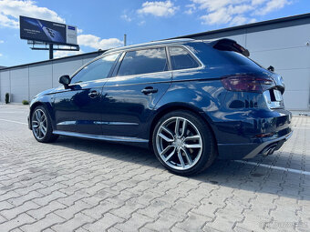 Audi A3 S-line Sportback - 3
