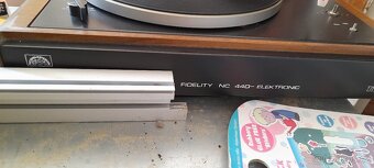 Gramofon Tesla - 3