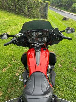 Harley Davidson Street Glide CVO FLHXSE 2017 - 3
