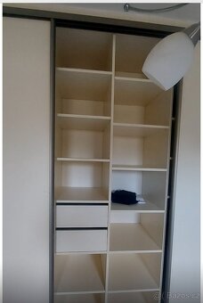 Prodám skříně vyrobené na míru - 3
