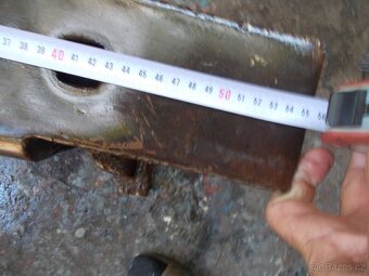 Kovářská kovadlina 90kg, kovadlinu - 3