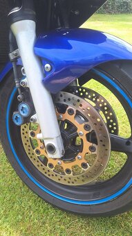 Yamaha YZF - R6 - 3