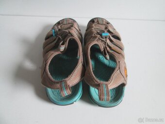 Keen....vel.37,5 - 3