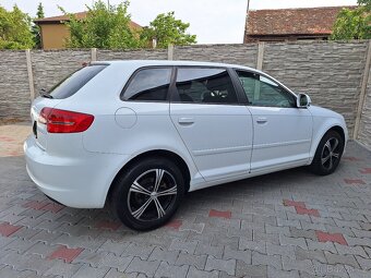 Audi A3 1.6i 75kW - 3