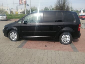 VW TOURAN 1,6FSI - 3