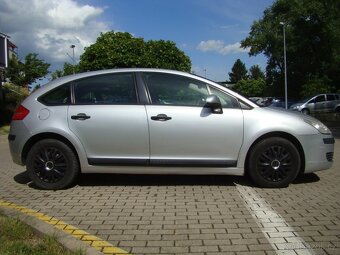 Citroën C4 1.4 16v KLIMA - 3