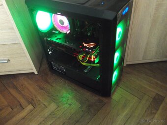 herní PC- Ryzen 7 3700x+RX 5700XT+NVMe SSD - 3