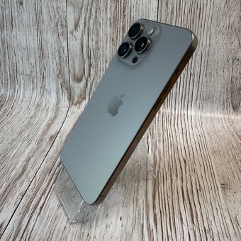 iPhone 15 Pro Max 256GB, nature Titan, eSIM (rok záruka) - 3