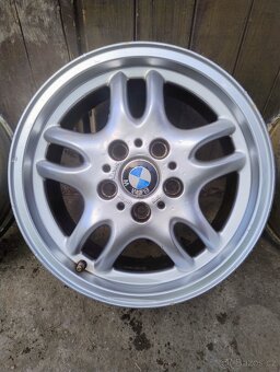 Krásná sada BMW r16 5x120 - 3