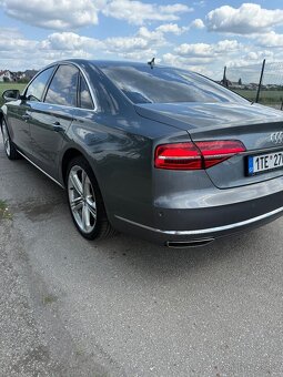 Audi A8 - 3