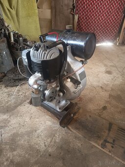 Motor a díly na PF - 3
