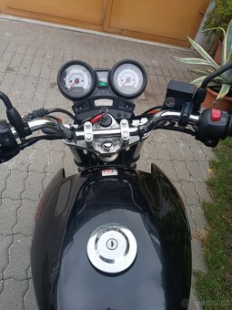 Yamaha YBR 250 - 3