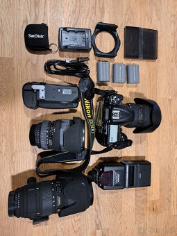 Nikon D300 + sada objektivů, blesk, stativ, fotobatoh - 3