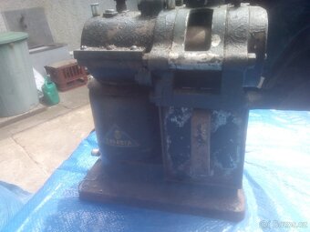 Mlynek na kavu kupecky historicky cca 1930 - 3