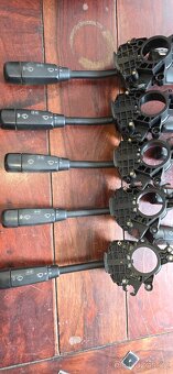 Mercedes-Benz Vito W639: páčka blinkrů - 3