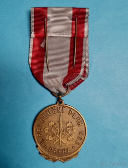 Pamětní medaile 1. revoluční pluk NSG Praha - 3