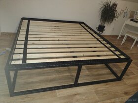 Kovová postel ,vyvyšená postel,masivní postel 160,180 x 200 - 3