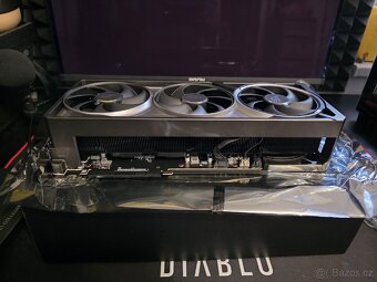 Nvidia RTX 5080 ROG Astral - 3