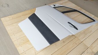 MERCEDES SPRINTER 906 – DVEŘE LEVÉ PŘEDNÍ BÍLÉ - 3