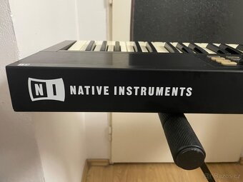 Komplete Kontrol S61 - 3