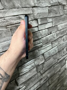 iPhone 14 - 3