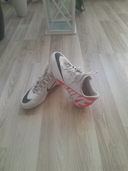 NIKE kopačky vel. 38,5 - 3