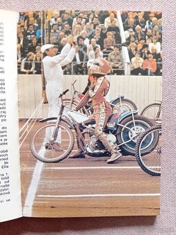 ZLATÁ PŘILBA - Juraj Ilja Jenča - 1986 - 3