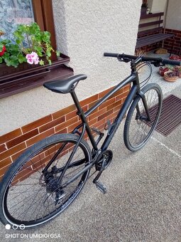 Jízdní kolo Specialized Sirrus 2.0 - 3