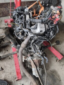 Motor Audi A6C5 2,5tdi 110kw - 3