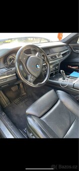 BMW 750i xDrive V8 300kW + 2x motor - 3
