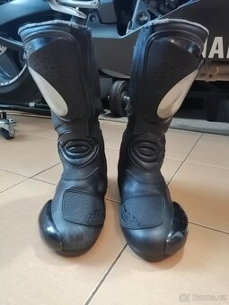 Moto Boty 40 Forma Revenge - 3