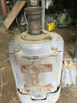 S271 - Motor speciální - 3