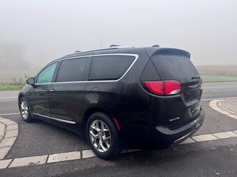 Chrysler Pacifica 3,6 RU LIMITED PANORAMA 2016 DPH - 3