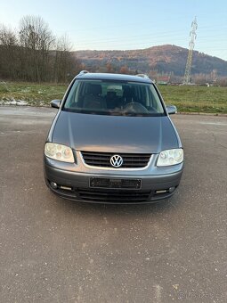 Volkswagen touran - 3