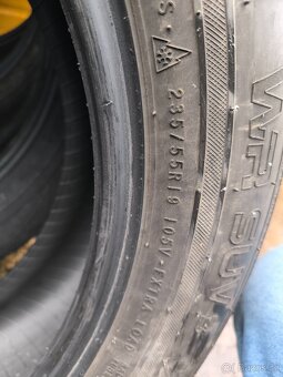 Zimní pneu Nokian WR 235/55 R19 - 3