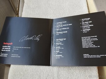 KATAPULT - CHODNÍKOVÝ BLUES - 3