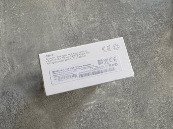 Nový nabíjecí adaptér na iPhone 35w - 3