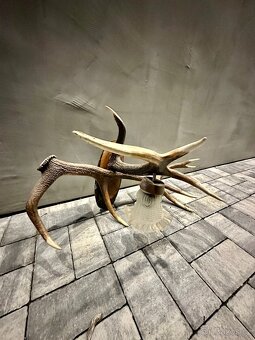 Lustry a lampičky z paroží - 3