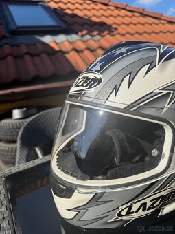 Helma na motorku - 3