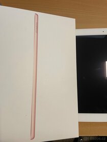 iPad 7 generace - 3