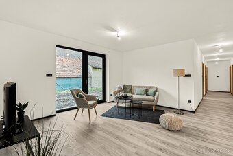 Prodej rodinného domu 113 m², pozemek 1067 m² Opolany - Oško - 3