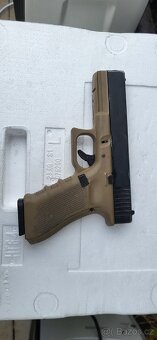 We glock 17 gen4 gbb dual tone - 3