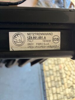 Škoda Octavia 2, Superb 2 - síť kufru combi - 3