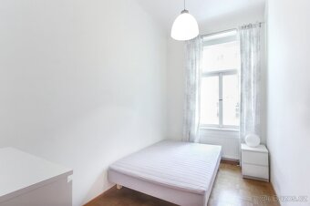 Pronájem bytu 3+kk, 76m2, Praha - Smíchov, Zborovská - 3