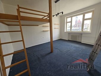Pronájem velkého bytu 1+1, 44m2, Opava, ul. Horní náměstí - 3